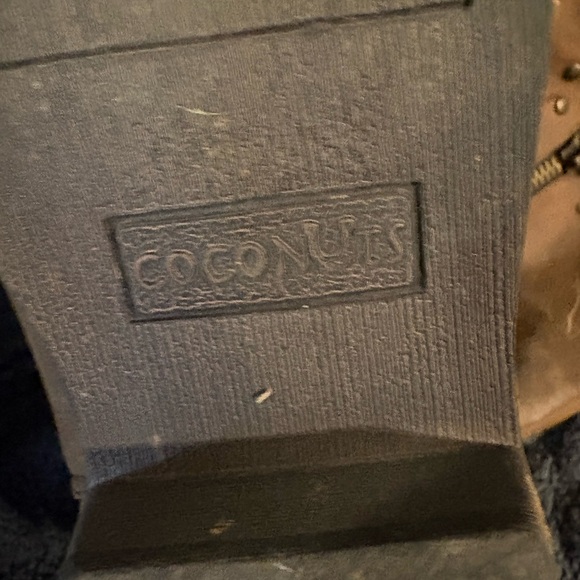 WOMEN COCONUT BY MATISSA, TAN/BROWN COWBOY STYLE, ZIP SIDE BOOTS SIZE 8 - Picture 5 of 7